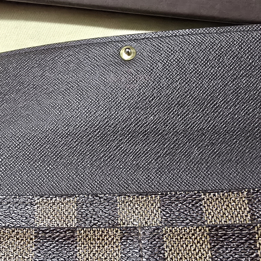 Louis Vuitton Damier Ebene Sarah Wallet - Picture 6 of 16